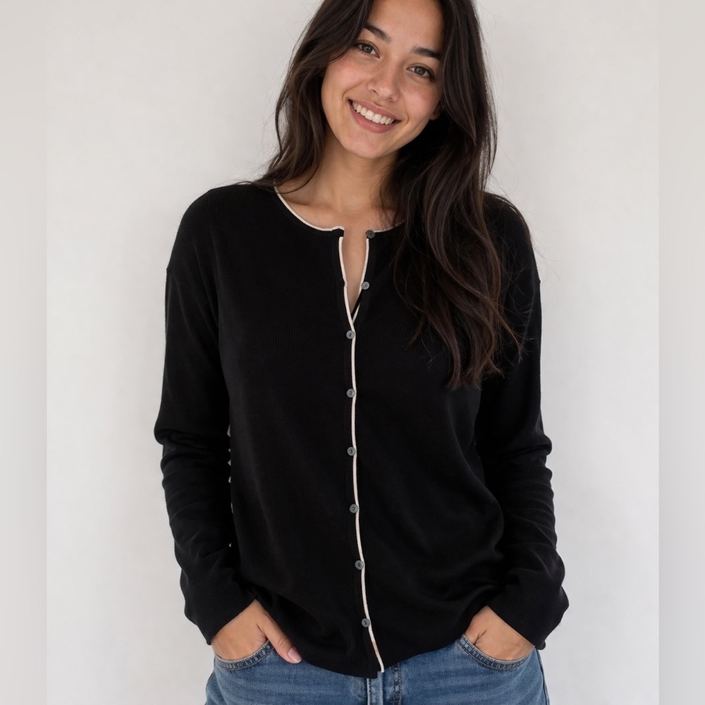 Ann Taylor Cardigan Womens XL Black 100% Silk Button Front capsule Sweater